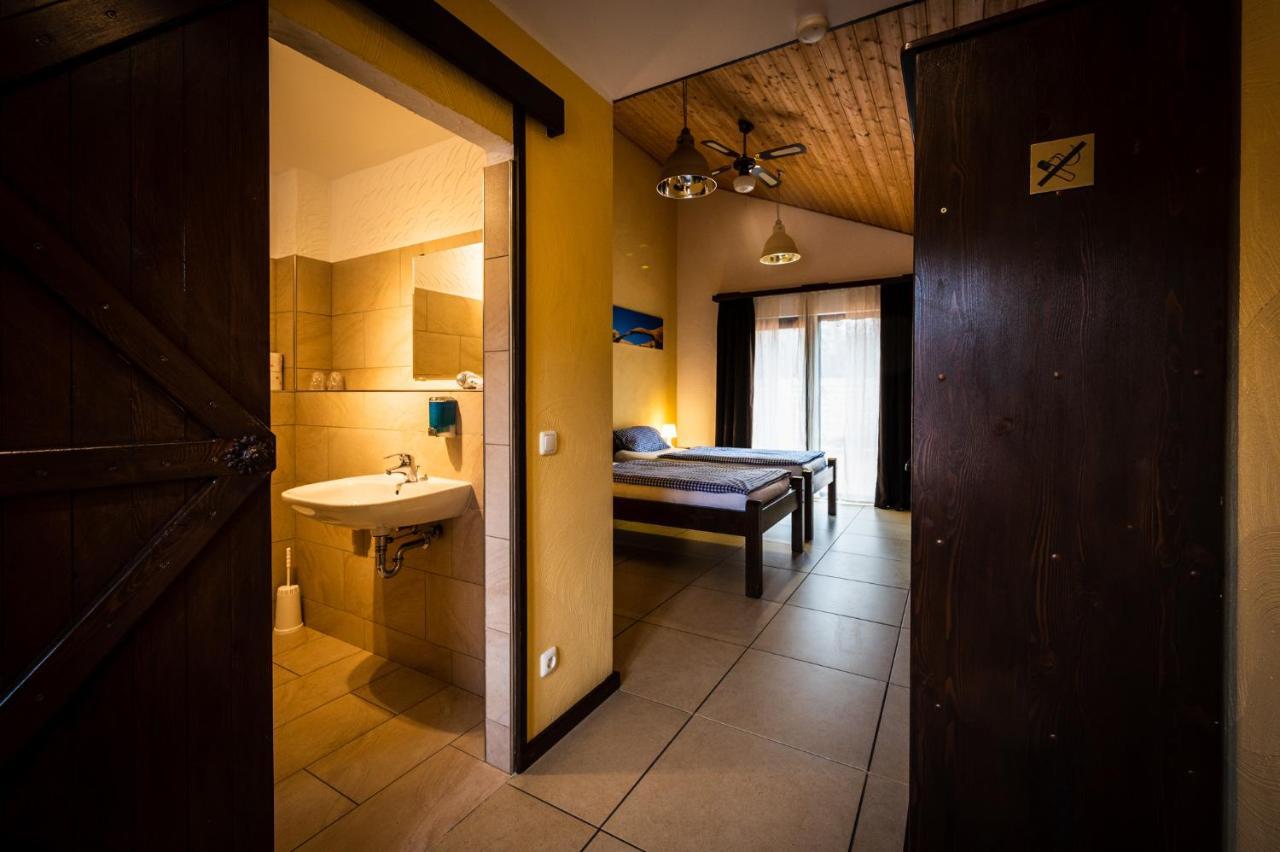 Roadcamp - American Motel & Sportsbar Марль Экстерьер фото