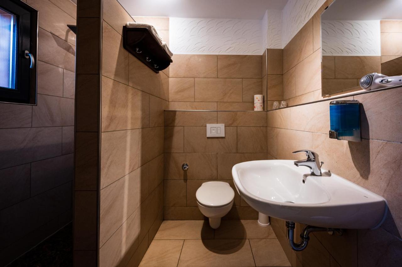 Roadcamp - American Motel & Sportsbar Марль Экстерьер фото